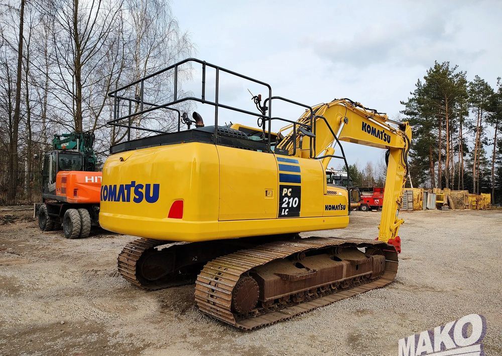 Гусеничний екскаватор Komatsu PC210 LC-10: фото 6 Гусеничний екскаватор Komatsu PC210 LC-10: фото 6