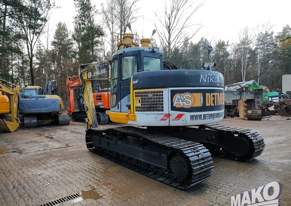 Komatsu PC228USLC-3 - Гусеничний екскаватор: фото 2 Komatsu PC228USLC-3 - Гусеничний екскаватор: фото 2