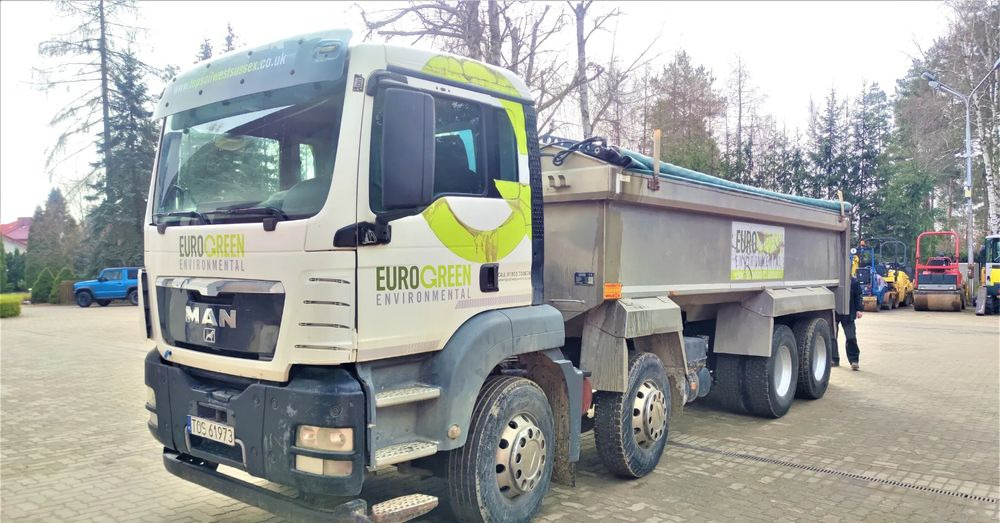 MAN TGS 32.400 8X4 BB - Самоскид вантажівка: фото 1 MAN TGS 32.400 8X4 BB - Самоскид вантажівка: фото 1