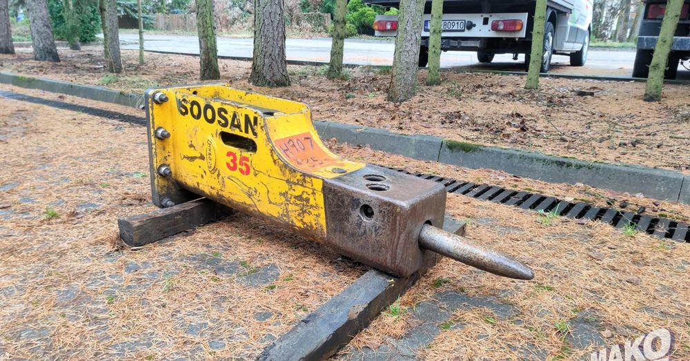 Młot hydrauliczny Soosan SQ35 230kg do koparki - Навісне обладнання в категорії Будівельна техніка: фото 1 Młot hydrauliczny Soosan SQ35 230kg do koparki - Навісне обладнання в категорії Будівельна техніка: фото 1