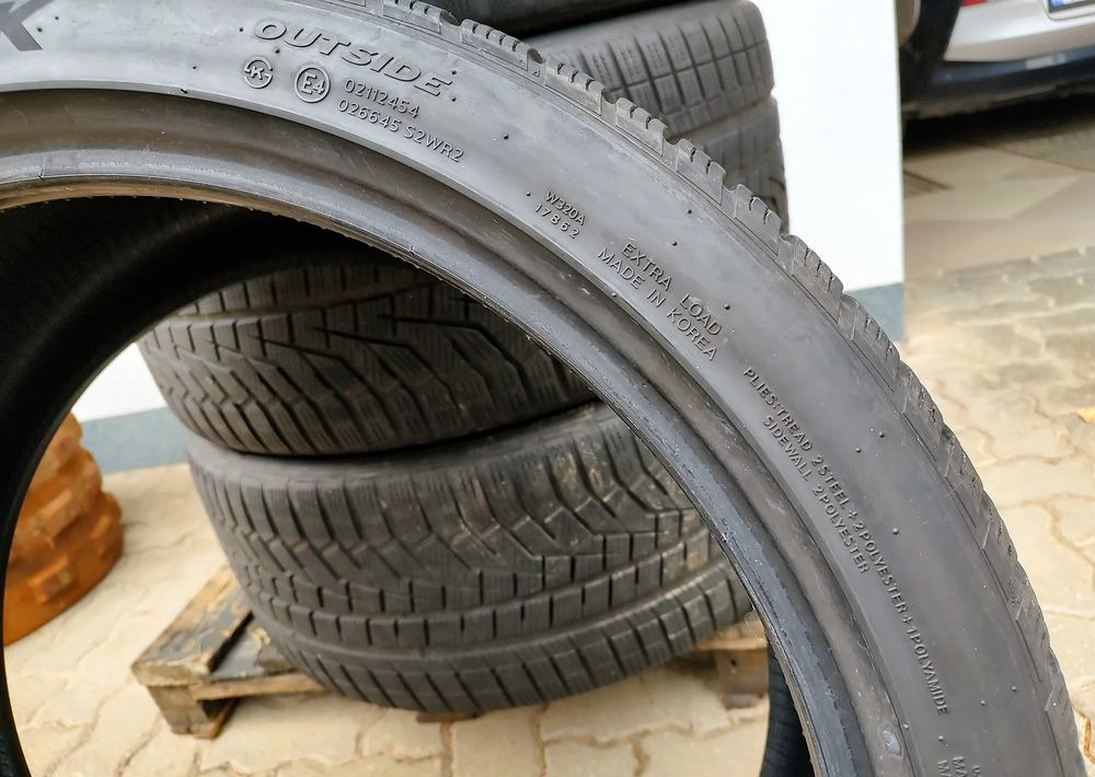 Opony zimowe Hankook Winter i*cept evo2 SUV 295/35R23 108W M+S - Шина в категорії Легкові автомобілі: фото 3 Opony zimowe Hankook Winter i*cept evo2 SUV 295/35R23 108W M+S - Шина в категорії Легкові автомобілі: фото 3