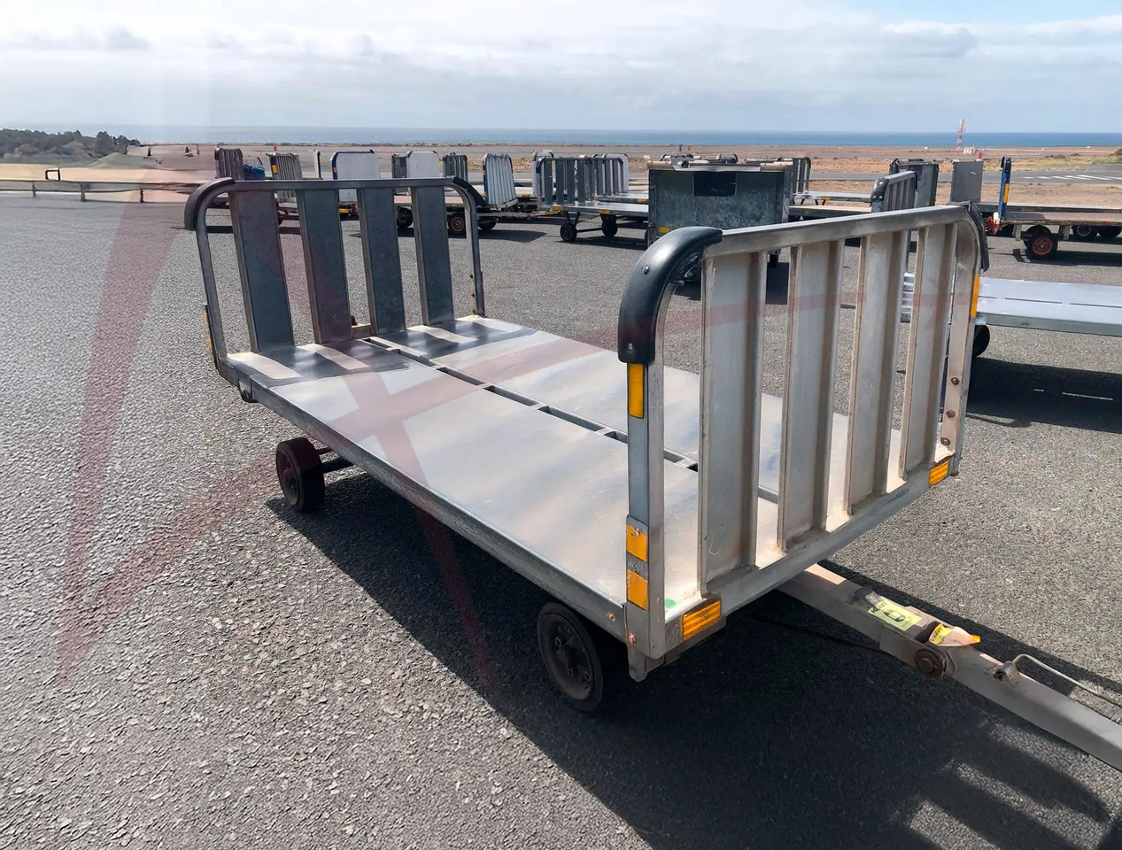 EINSA CE-2 - Аеродромне обладнання: фото 1 EINSA CE-2 - Аеродромне обладнання: фото 1