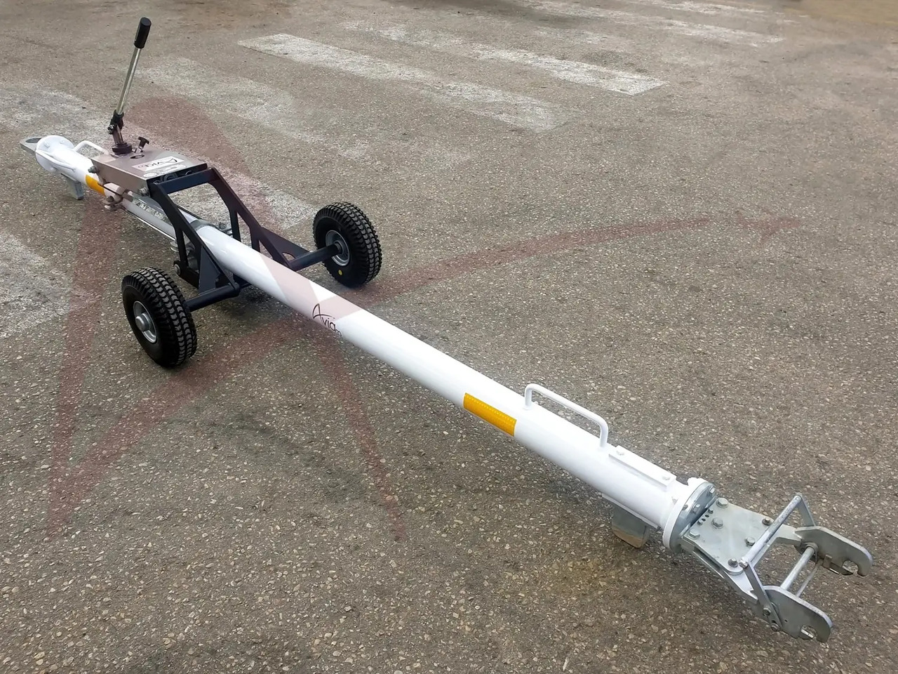 JMS J-TOW DASH8-4 - Аеродромне обладнання: фото 1 JMS J-TOW DASH8-4 - Аеродромне обладнання: фото 1