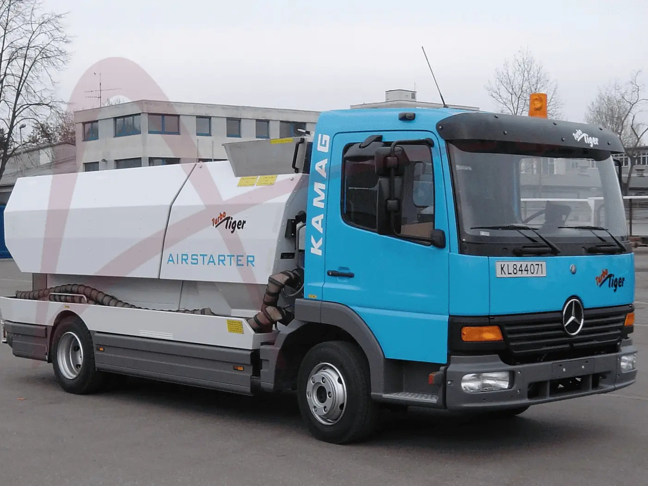 KAMAG TU-SP 850/400 - Аеродромне обладнання: фото 2 KAMAG TU-SP 850/400 - Аеродромне обладнання: фото 2