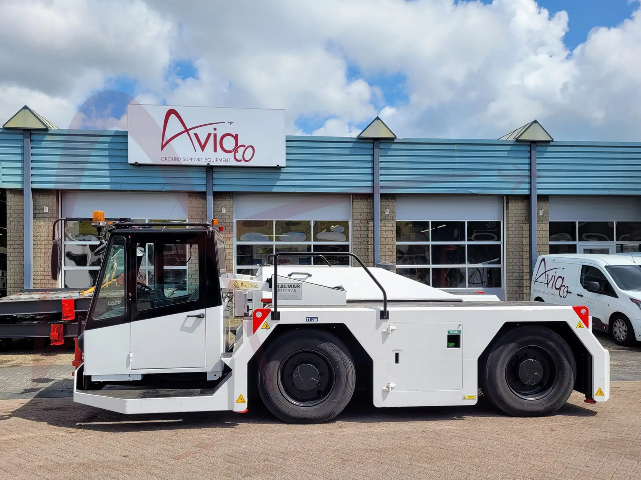 KALMAR MOTOR AB FB 250 - Аеродромний тягач: фото 4 KALMAR MOTOR AB FB 250 - Аеродромний тягач: фото 4