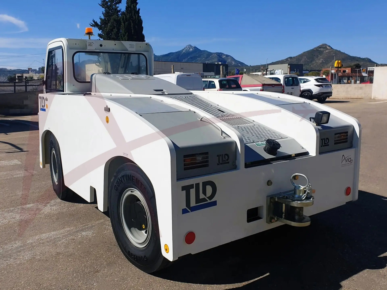 TLD TMX-150/12 - Аеродромний тягач: фото 3 TLD TMX-150/12 - Аеродромний тягач: фото 3