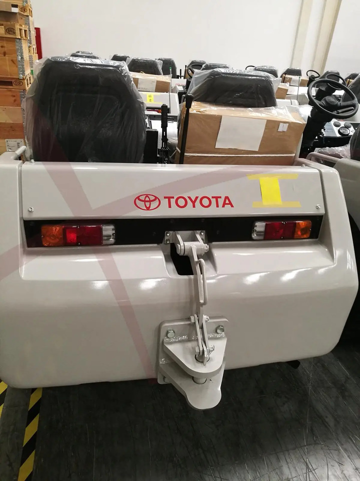 TOYOTA 52-2TD-25 - Багажний тягач: фото 3 TOYOTA 52-2TD-25 - Багажний тягач: фото 3