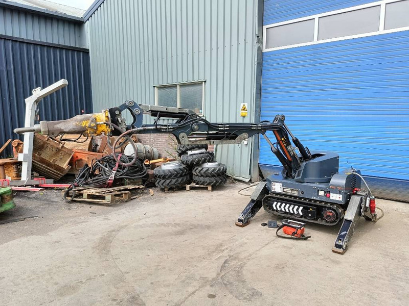 Brokk euroimplementos RDC1510 180 husqvarna robot remote - Гусеничний екскаватор: фото 3 Brokk euroimplementos RDC1510 180 husqvarna robot remote - Гусеничний екскаватор: фото 3