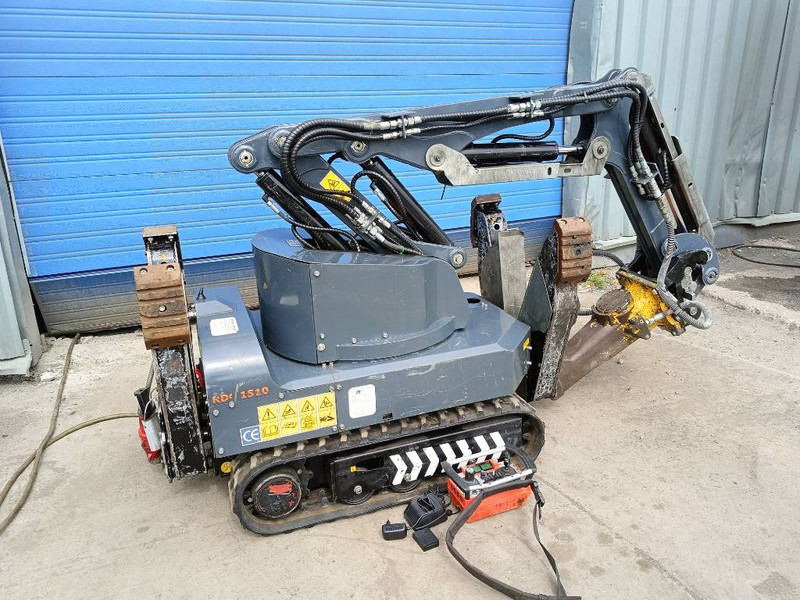 Brokk euroimplementos RDC1510 180 husqvarna robot remote - Гусеничний екскаватор: фото 1 Brokk euroimplementos RDC1510 180 husqvarna robot remote - Гусеничний екскаватор: фото 1