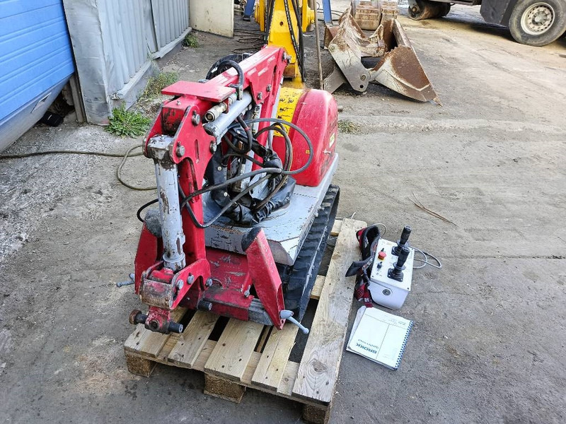 Brokk mini cut 40 demolition robot remote controlled - Гусеничний екскаватор: фото 5 Brokk mini cut 40 demolition robot remote controlled - Гусеничний екскаватор: фото 5