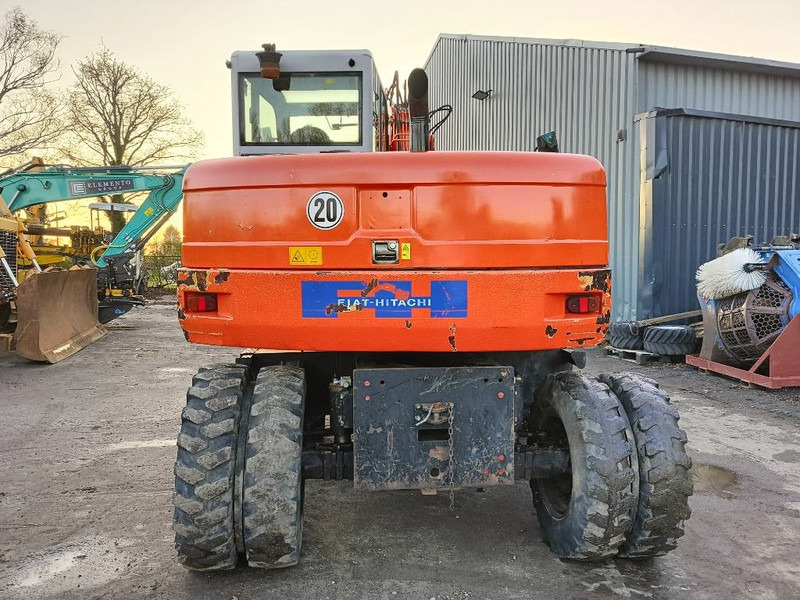 FIAT-HITACHI FH120W bandenkraan Wheel Excavator graafmachine - Колісний екскаватор: фото 4 FIAT-HITACHI FH120W bandenkraan Wheel Excavator graafmachine - Колісний екскаватор: фото 4