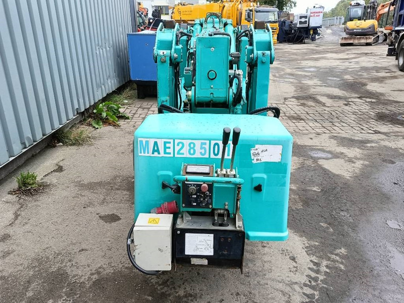 Maeda MC 285 CRME-2 minikraan hybride spin spider crane - Міні-кран: фото 5 Maeda MC 285 CRME-2 minikraan hybride spin spider crane - Міні-кран: фото 5