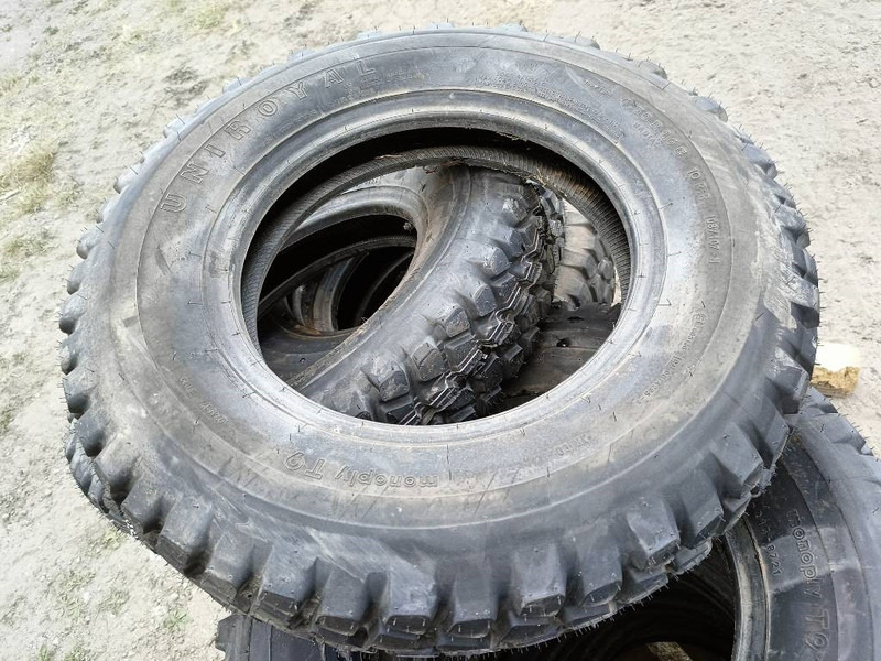 Michelin 6,50 R16 C 7,00R16 C 22/100R16 255/100R16 banden l - Шини і диски в категорії Будівельна техніка: фото 3 Michelin 6,50 R16 C 7,00R16 C 22/100R16 255/100R16 banden l - Шини і диски в категорії Будівельна техніка: фото 3