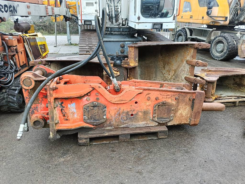 NPK E 210 GH9 hamer hammer hydraulic 18-25 ton 2000 - Гідравлічний молот в категорії Будівельна техніка: фото 1 NPK E 210 GH9 hamer hammer hydraulic 18-25 ton 2000 - Гідравлічний молот в категорії Будівельна техніка: фото 1