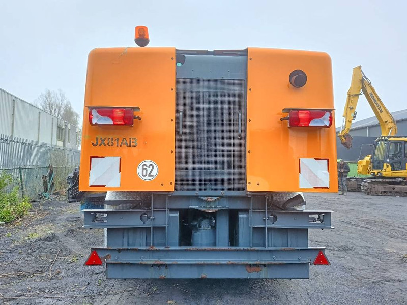 Schmidt TSJ630 man runway snow cleaning sneeuwschuif 2008 - Відвал для снігу в категорії Сільськогосподарська техніка: фото 3 Schmidt TSJ630 man runway snow cleaning sneeuwschuif 2008 - Відвал для снігу в категорії Сільськогосподарська техніка: фото 3