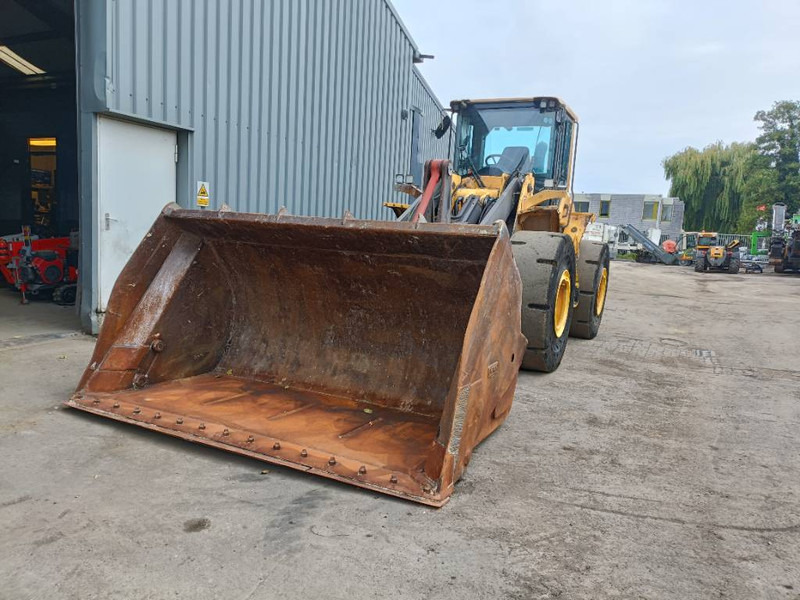 Volvo L 120 F Loader shovel wiellader - Колісний навантажувач: фото 4 Volvo L 120 F Loader shovel wiellader - Колісний навантажувач: фото 4