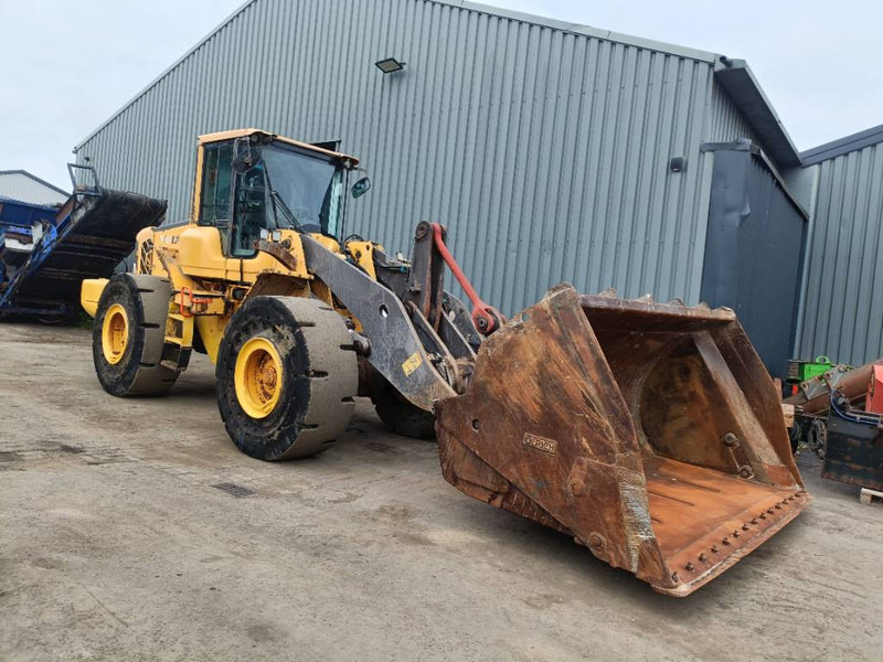 Volvo L 120 F Loader shovel wiellader - Колісний навантажувач: фото 2 Volvo L 120 F Loader shovel wiellader - Колісний навантажувач: фото 2