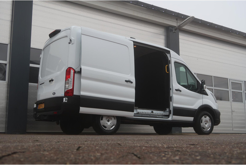 Суцільнометалевий фургон Ford Transit 350 2.0 TDCI L2H2 RWD CAMERA/ APPLE CARPLAY/ AIRCO/ CRUISE/ TREKHAAK: фото 9