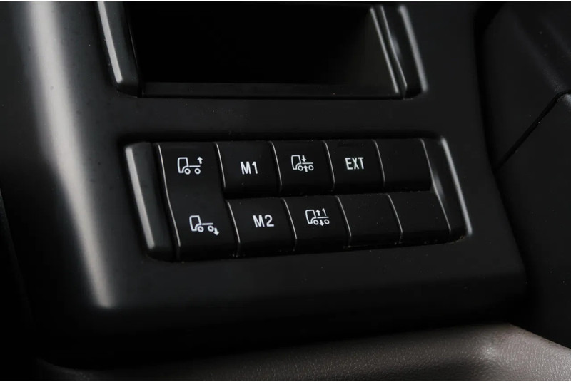 Scania R410 NGS LNG/ RETARDER/ ACC/ DIFF LOCK/ ETC - Тягач: фото 5 Scania R410 NGS LNG/ RETARDER/ ACC/ DIFF LOCK/ ETC - Тягач: фото 5