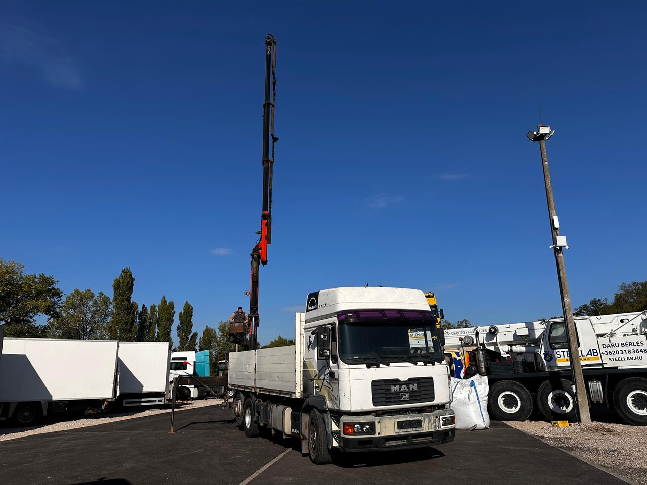 MAN F2000 26.413 Palfinger pk 16000 - Вантажівка з маніпулятором: фото 3 MAN F2000 26.413 Palfinger pk 16000 - Вантажівка з маніпулятором: фото 3