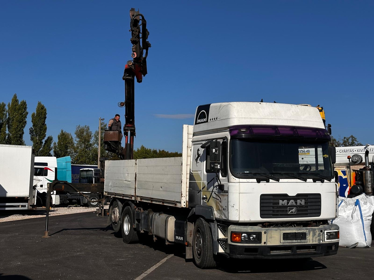 MAN F2000 26.413 Palfinger pk 16000 - Вантажівка з маніпулятором: фото 4 MAN F2000 26.413 Palfinger pk 16000 - Вантажівка з маніпулятором: фото 4