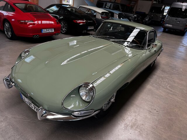 JAGUAR E-Type 4.2 Litre Serie 1.5 FHC Zustand 1 - Легковий автомобіль: фото 2 JAGUAR E-Type 4.2 Litre Serie 1.5 FHC Zustand 1 - Легковий автомобіль: фото 2
