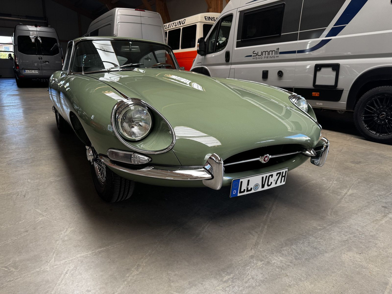 Jaguar E-Type 4.2 Litre Serie 1.5 FHC - Легковий автомобіль: фото 3 Jaguar E-Type 4.2 Litre Serie 1.5 FHC - Легковий автомобіль: фото 3