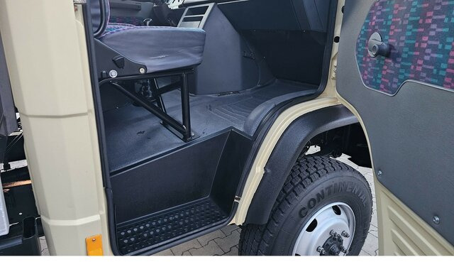 MERCEDES-BENZ 814 D T2 Vario 4x4 Allrad Topzustand! - Легка бортова вантажівка: фото 4 MERCEDES-BENZ 814 D T2 Vario 4x4 Allrad Topzustand! - Легка бортова вантажівка: фото 4