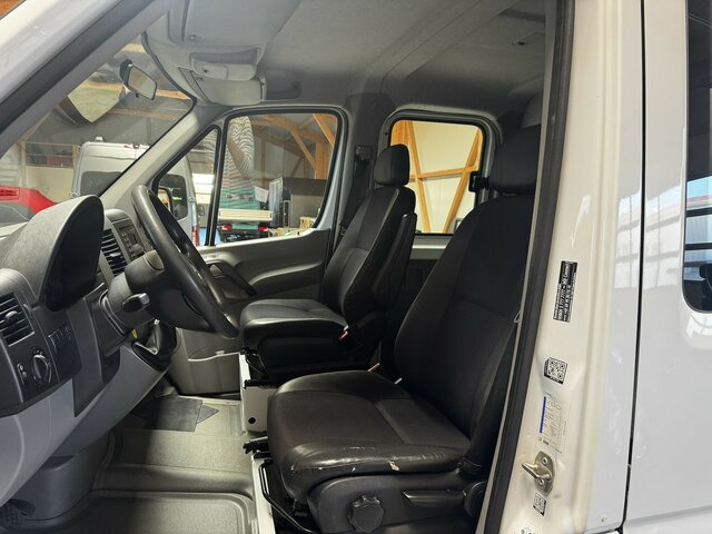 MERCEDES-BENZ Sprinter 316 CDI Doka 4x4 Allrad Plane - Тентований фургон, Вантажопасажирський фургон: фото 4 MERCEDES-BENZ Sprinter 316 CDI Doka 4x4 Allrad Plane - Тентований фургон, Вантажопасажирський фургон: фото 4