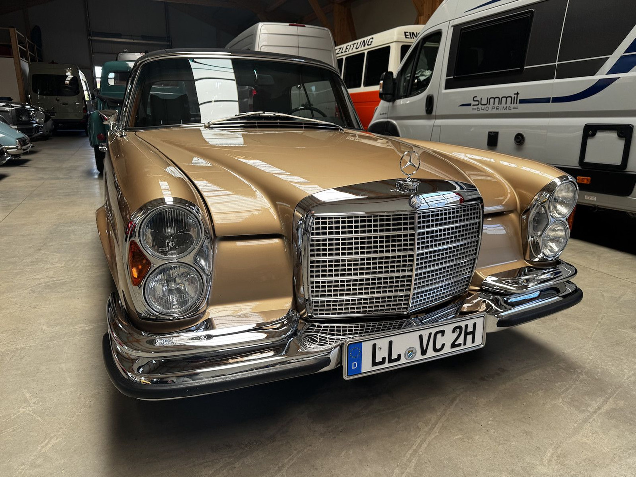 Mercedes-Benz 280 SE Cabrio W111 BRABUS-Classic Restauration - Легковий автомобіль: фото 2 Mercedes-Benz 280 SE Cabrio W111 BRABUS-Classic Restauration - Легковий автомобіль: фото 2