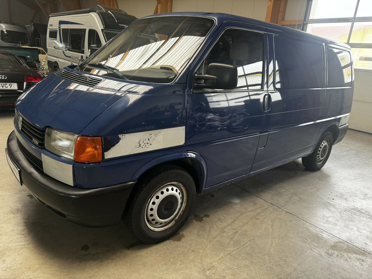 Volkswagen T4 2.5 TDI Syncro 1. Hand MwSt. awb. - Універсал: фото 1 Volkswagen T4 2.5 TDI Syncro 1. Hand MwSt. awb. - Універсал: фото 1