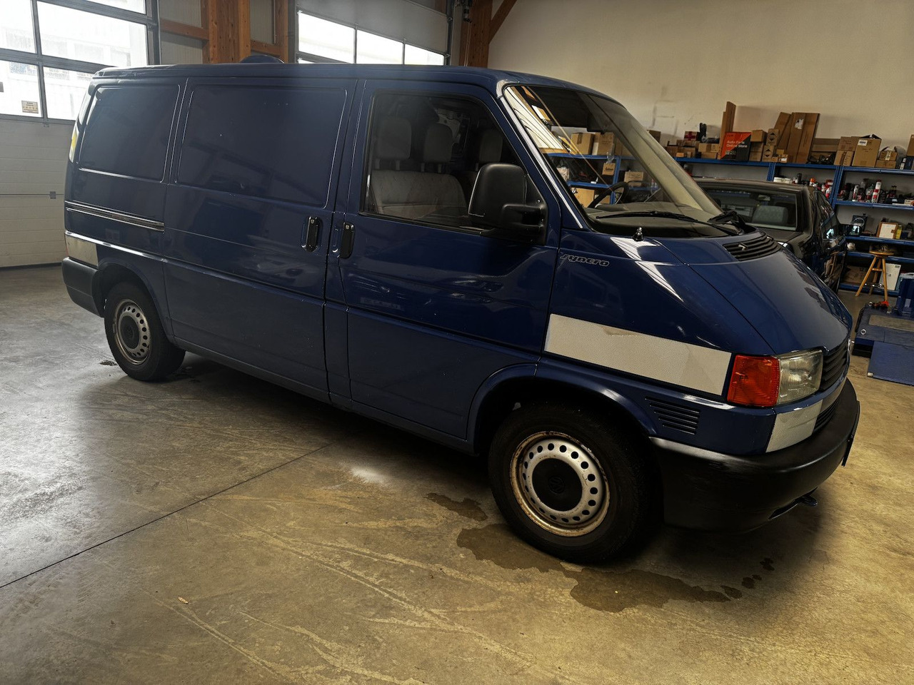 Volkswagen T4 2.5 TDI Syncro 1. Hand - Легковий фургон: фото 4 Volkswagen T4 2.5 TDI Syncro 1. Hand - Легковий фургон: фото 4
