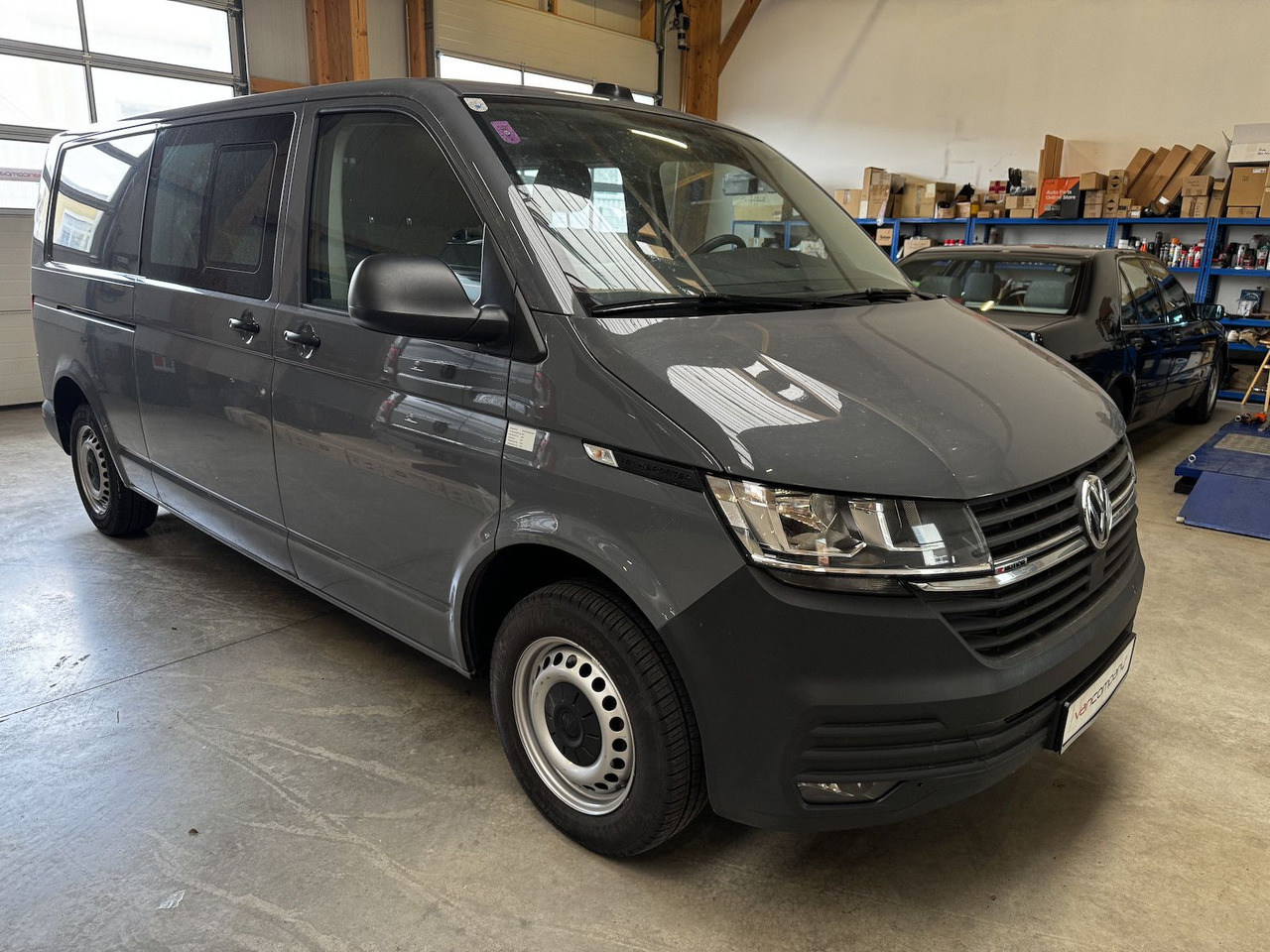 Volkswagen T6.1 lang 5-Sitzer 2.0 TDI 4Motion puregrey - Легковий фургон, Вантажопасажирський фургон: фото 4 Volkswagen T6.1 lang 5-Sitzer 2.0 TDI 4Motion puregrey - Легковий фургон, Вантажопасажирський фургон: фото 4