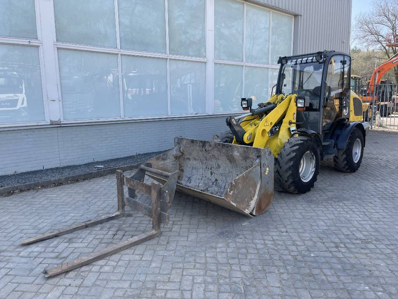 WACKER NEUSON WL 44 2017 CE - Колісний навантажувач: фото 2 WACKER NEUSON WL 44 2017 CE - Колісний навантажувач: фото 2