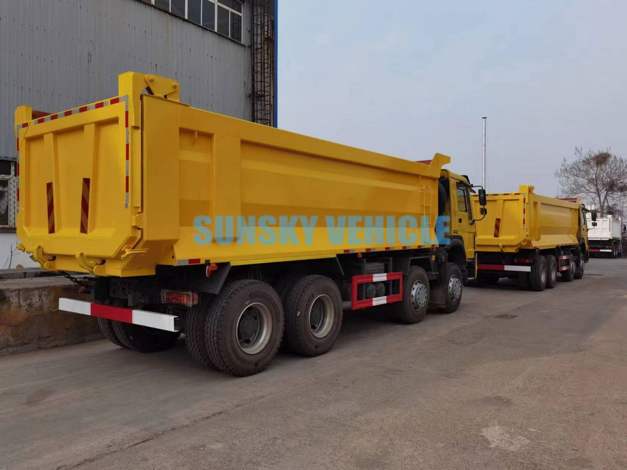 HOWO 8X4 dump truck - Самоскид вантажівка: фото 5 HOWO 8X4 dump truck - Самоскид вантажівка: фото 5