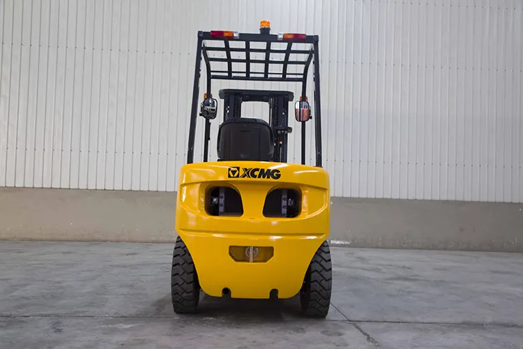 XCMG FD30T 3 ton hydraulic Fork Lift Truck Forklift With Attachments - Навантажувач підвищеної прохідності: фото 5 XCMG FD30T 3 ton hydraulic Fork Lift Truck Forklift With Attachments - Навантажувач підвищеної прохідності: фото 5