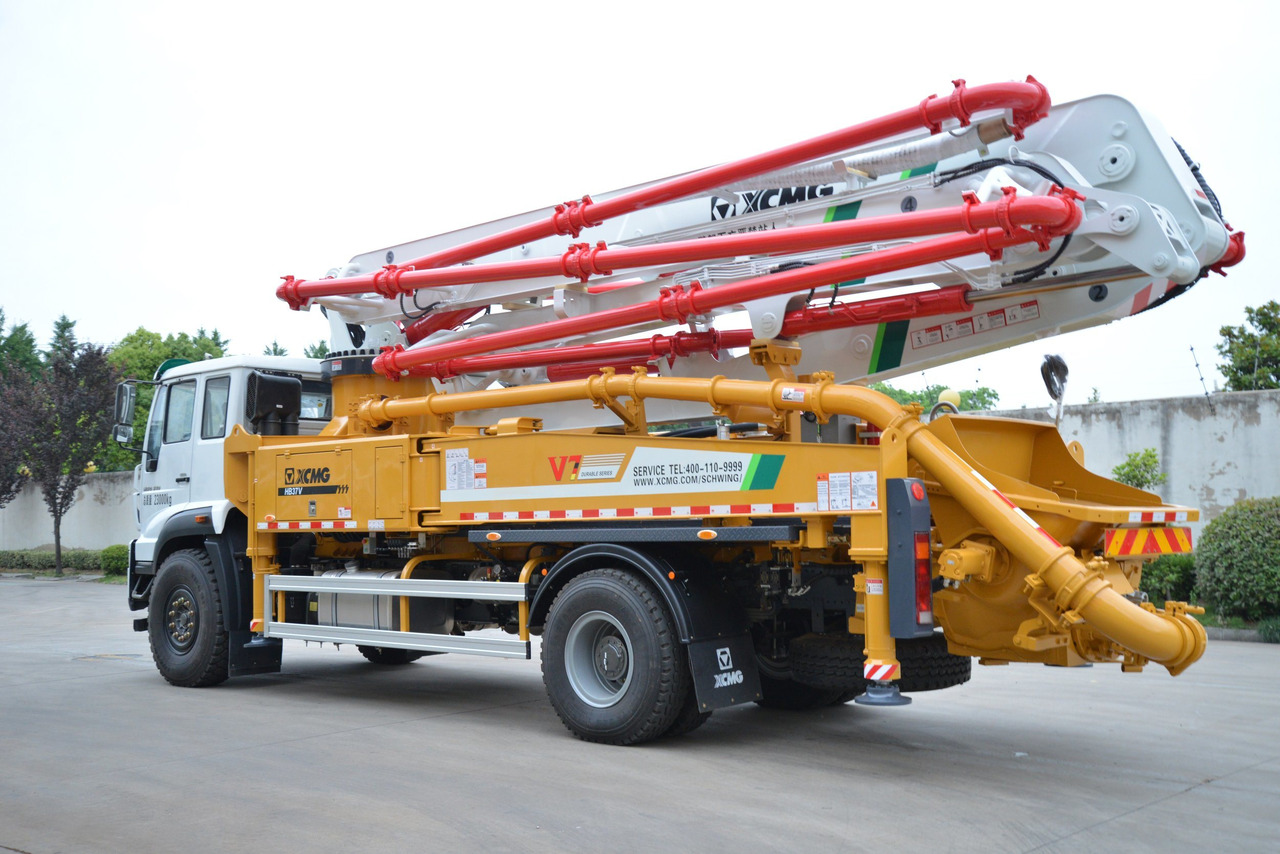 XCMG Factory Hb37V 2023 Year 37m Schwing Used Concrete Pump Truck for Sale - Автобетононасос: фото 2 XCMG Factory Hb37V 2023 Year 37m Schwing Used Concrete Pump Truck for Sale - Автобетононасос: фото 2