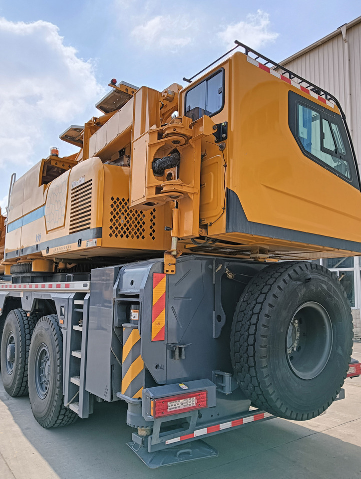 XCMG Manufacturer Second Hand Hydraulic Crane XCA600 600 Ton All Terrain Cranes Price - Всюдихідний кран: фото 3 XCMG Manufacturer Second Hand Hydraulic Crane XCA600 600 Ton All Terrain Cranes Price - Всюдихідний кран: фото 3