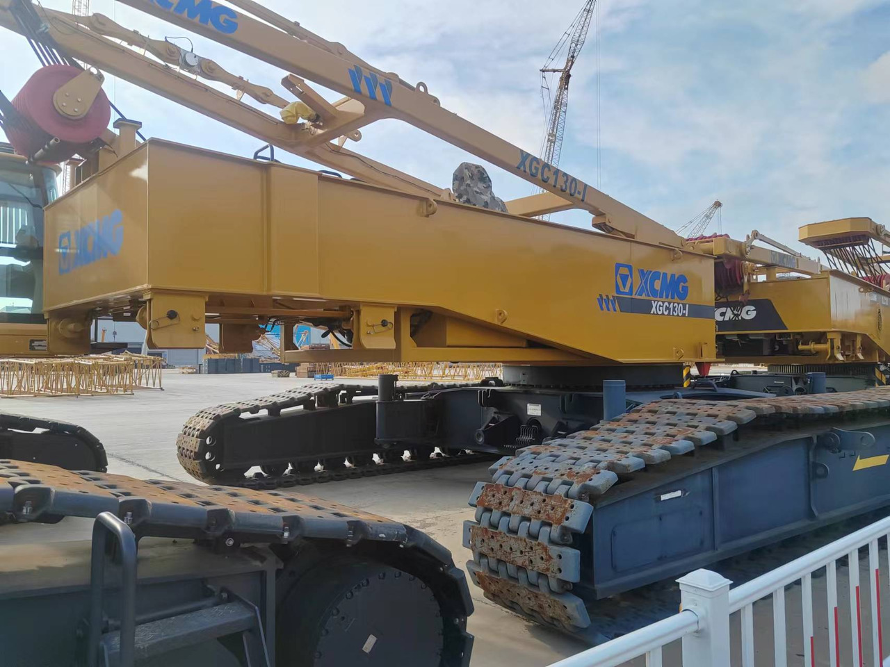 XCMG Officail Used Hydraulic Crane 130 Ton XGC130-I Mobile Crawler Crane For Sale - Гусеничний кран: фото 2 XCMG Officail Used Hydraulic Crane 130 Ton XGC130-I Mobile Crawler Crane For Sale - Гусеничний кран: фото 2