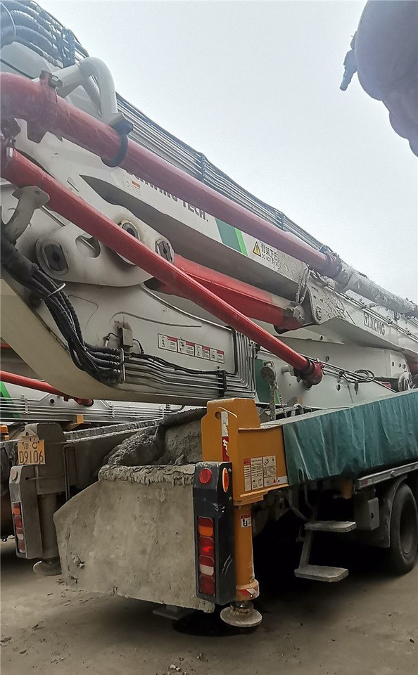 XCMG Official 2021 Year Hb62V Construction Machinery 62m Used Concrete Pump Truck for Sale - Автобетононасос: фото 4 XCMG Official 2021 Year Hb62V Construction Machinery 62m Used Concrete Pump Truck for Sale - Автобетононасос: фото 4