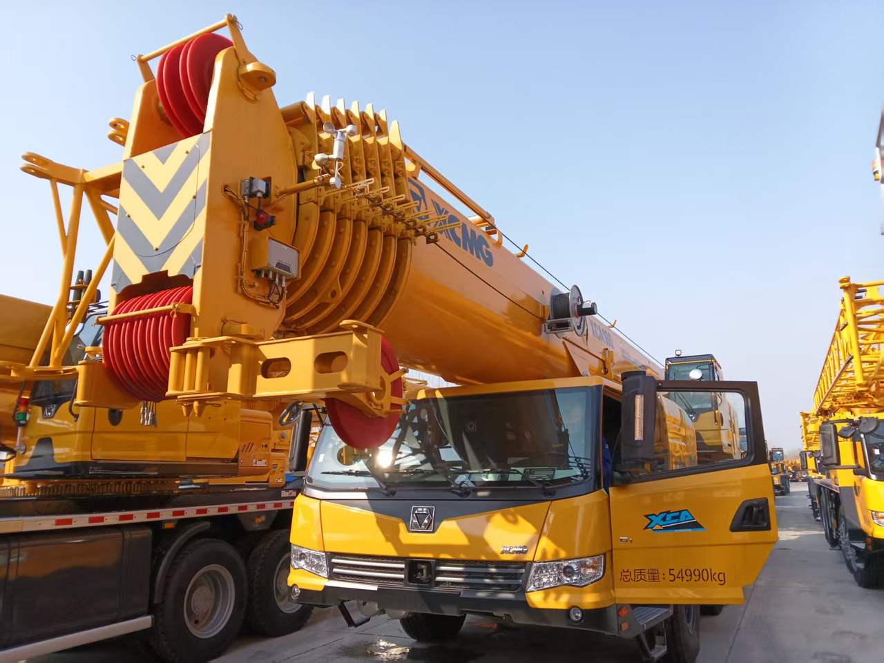 XCMG Official 2024 Year Second Hand Mobile Crane 160 Tons XCA160L8 8-Sections Hydraulic Boom Crane In Good Condition - Всюдихідний кран: фото 2 XCMG Official 2024 Year Second Hand Mobile Crane 160 Tons XCA160L8 8-Sections Hydraulic Boom Crane In Good Condition - Всюдихідний кран: фото 2
