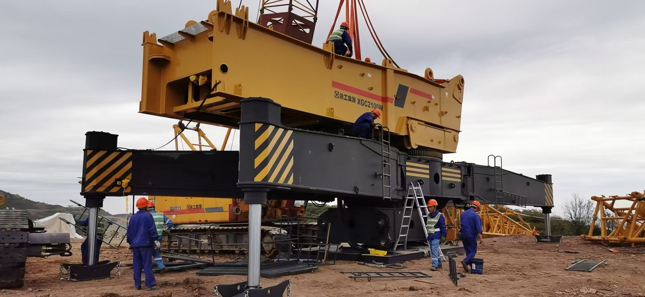 XCMG Official Construction Mobile Crane XGC2100W 110Ton Used Hydraulic Crawler Crane - Гусеничний кран: фото 3 XCMG Official Construction Mobile Crane XGC2100W 110Ton Used Hydraulic Crawler Crane - Гусеничний кран: фото 3