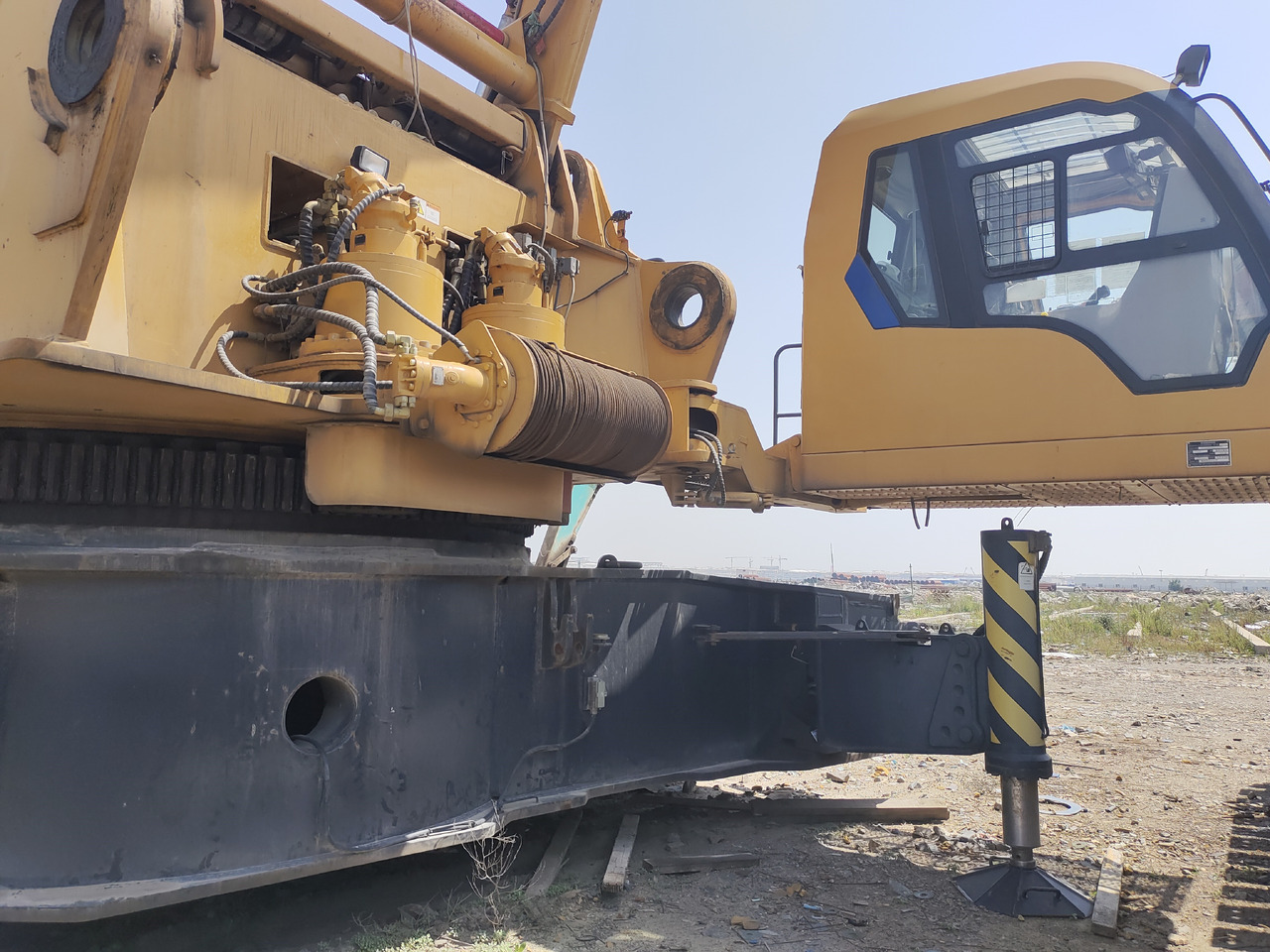 Гусеничний кран XCMG Official Hydraulic Lifting Crawler Crane XGC650 650 Used Mobile Crane Price For Sale: фото 9