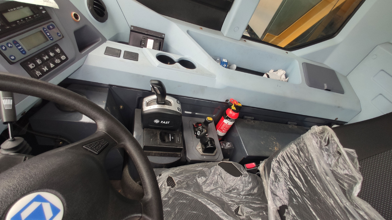 XCMG Official Second Hand Chinese Tipper Truck 72 Ton XDR80TE Mining Dump Truck Price - Самоскид: фото 5 XCMG Official Second Hand Chinese Tipper Truck 72 Ton XDR80TE Mining Dump Truck Price - Самоскид: фото 5