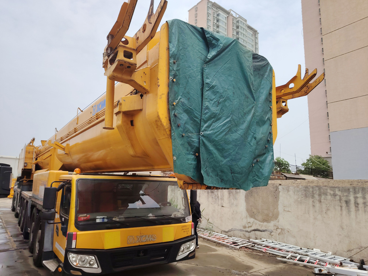 XCMG Official Second Hand Construction Big Crane QAY650A 650 Tons All Terrain Cranes With Good Condition - Всюдихідний кран: фото 2 XCMG Official Second Hand Construction Big Crane QAY650A 650 Tons All Terrain Cranes With Good Condition - Всюдихідний кран: фото 2