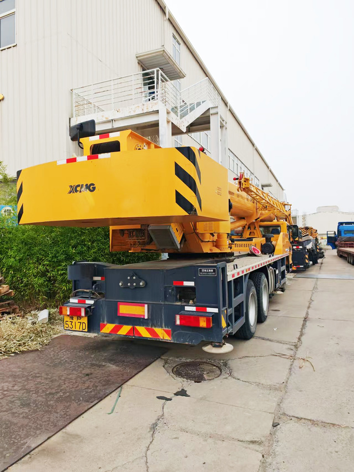 XCMG Official Second Hand Mobile Crane 25 Ton QY25K5D-5 Used Truck Cranes Price - Автокран: фото 3 XCMG Official Second Hand Mobile Crane 25 Ton QY25K5D-5 Used Truck Cranes Price - Автокран: фото 3