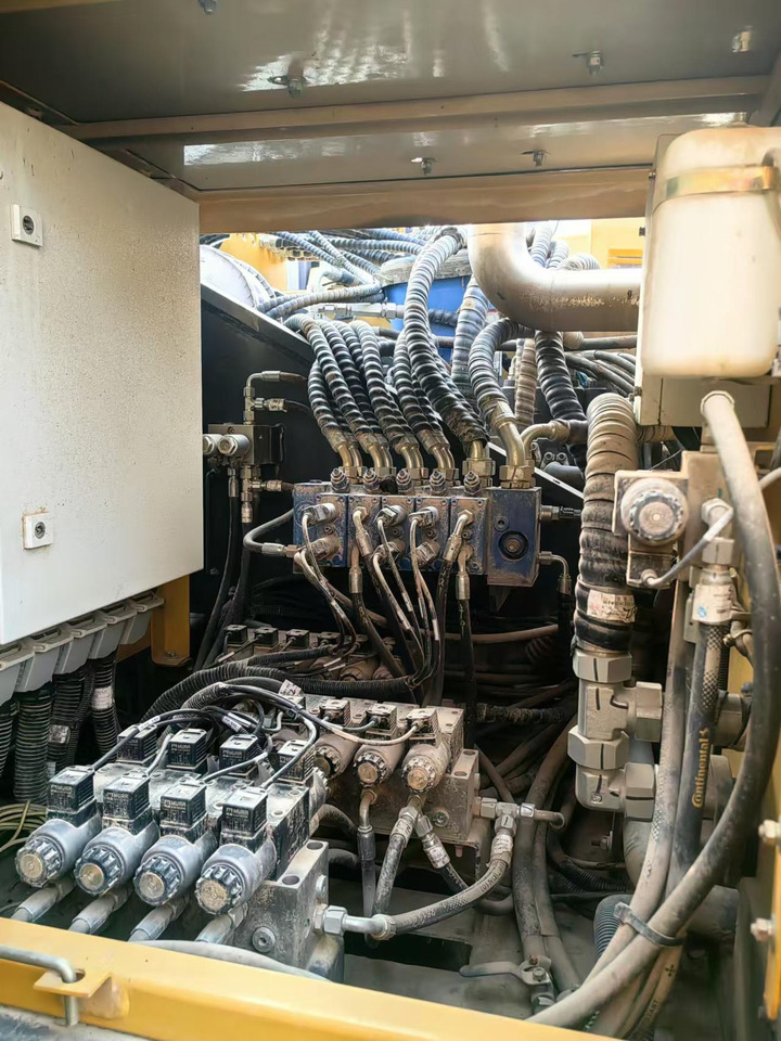 XCMG Official Second Hand Rotary Drill Machine XR160E Small Crawler Drill Rig Hot Sale - Бурова установка: фото 5 XCMG Official Second Hand Rotary Drill Machine XR160E Small Crawler Drill Rig Hot Sale - Бурова установка: фото 5