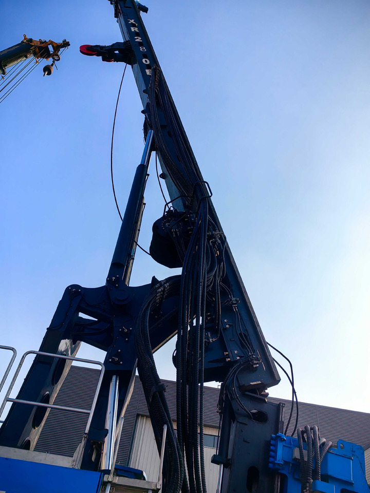 XCMG Official Second Hand XR240E 80m Rotary Drilling Rig Machine Hot Sale - Бурова установка: фото 4 XCMG Official Second Hand XR240E 80m Rotary Drilling Rig Machine Hot Sale - Бурова установка: фото 4