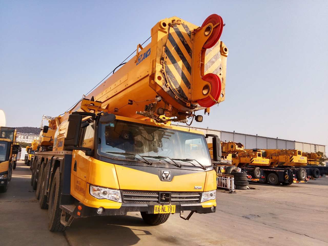 XCMG Official Second Truck Crane XCA260 260on Used All Terrain Crane Price - Всюдихідний кран: фото 2 XCMG Official Second Truck Crane XCA260 260on Used All Terrain Crane Price - Всюдихідний кран: фото 2