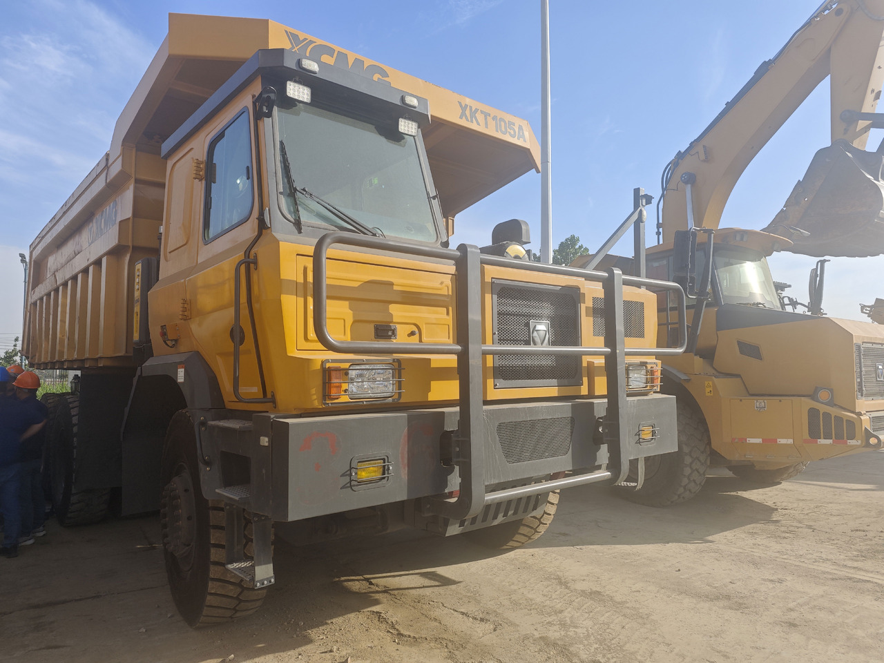 XCMG Official Used Mining Diesel Dump Truck XKT105A 70T Articulated Electric Tipper Hot Sale - Самоскид: фото 2 XCMG Official Used Mining Diesel Dump Truck XKT105A 70T Articulated Electric Tipper Hot Sale - Самоскид: фото 2